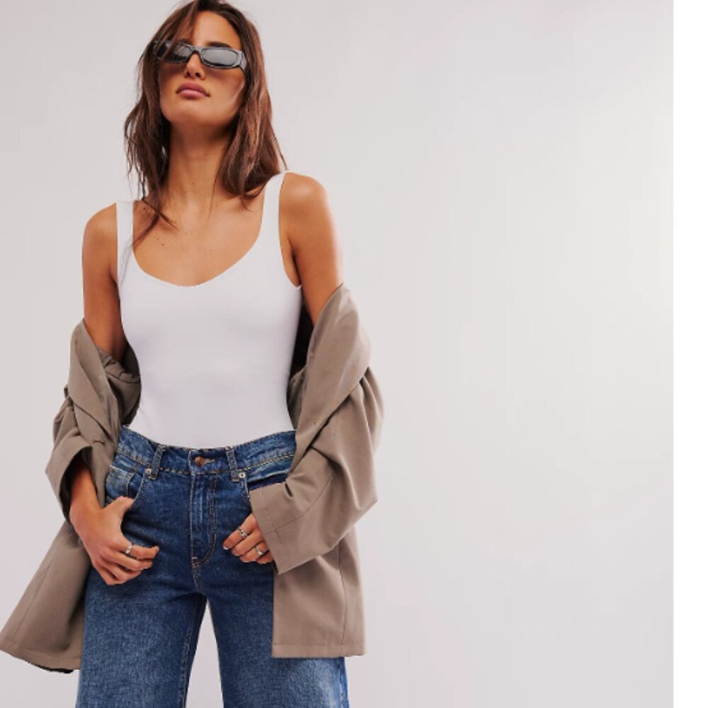 new FREE PEOPLE Clean Lines Bodysuit Built-in shelf bra 269 1S1